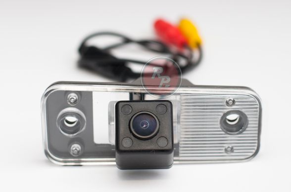 Плафон для камеры заднего вида на Hyundai Santa Fe до 2013 г. Redpower HYU116