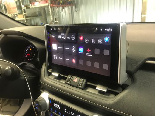 Штатная магнитола для Toyota RAV4 5-поколение XA50 (03.2018-н.в.) на Android 10 RedPower 75117 Hi-Fi