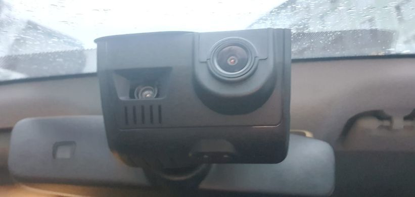 Двоканальний відеореєстратор RedPower DVR-VAG11-G DUAL для Volkswagen та Skoda з асистентом дальнього світла (2015+)