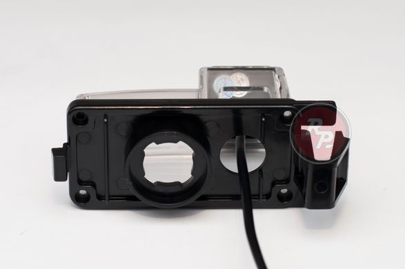 Плафон для камеры заднего вида на Nissan Redpower NIS100