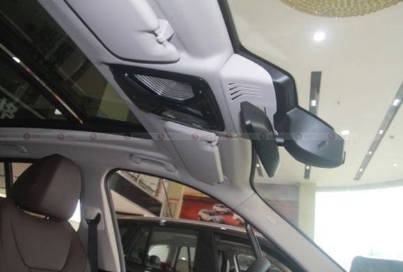 Штатный Wi-Fi Full HD видеорегистратор скрытой установки для BMW X3 в коробе (кожухе) зеркала заднего вида от Redpower DVR-BMW7-N