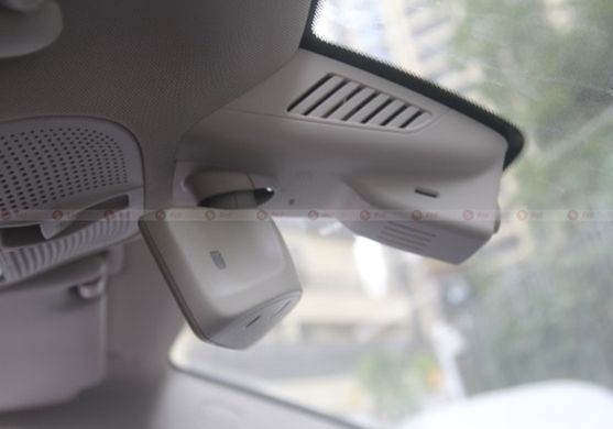 Двухканальний штатный видеорегистратор RedPower DVR-MBC-G Dual (черный) для Mercedes C-Class, E-Class и GLC